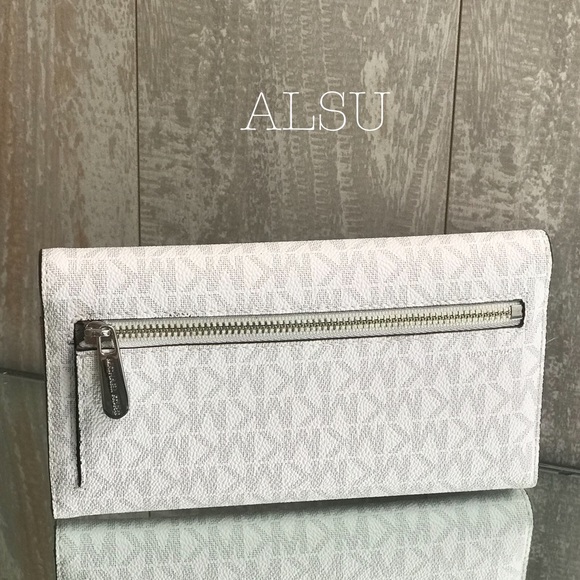 Michael Kors Large Tri-Folder Wallet Bright White - Picture 3 of 7